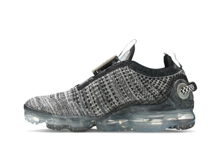 Krossovki-Nike-Wmns-Air-Vapormax-2020-Flyknit-Oreo-2