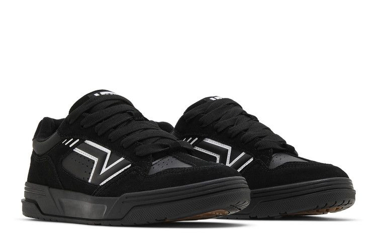 upland-suede-black-white-vn000d25b8c_07
