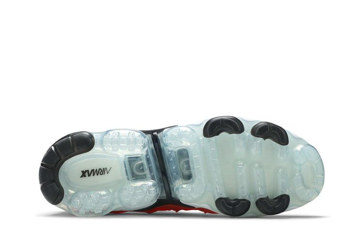 air-vapormax-plus-924453-602_03