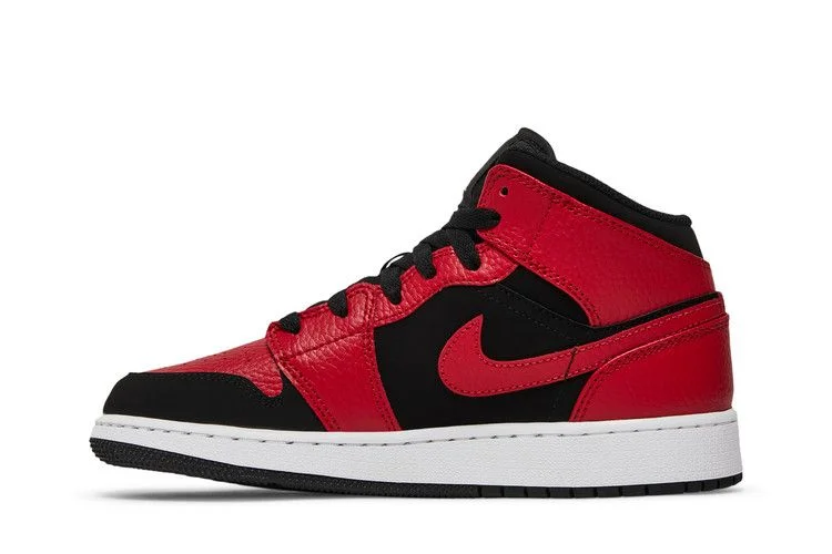 Krossovki-Air-Jordan-1-Mid-GS-Black-Gym-Red-2