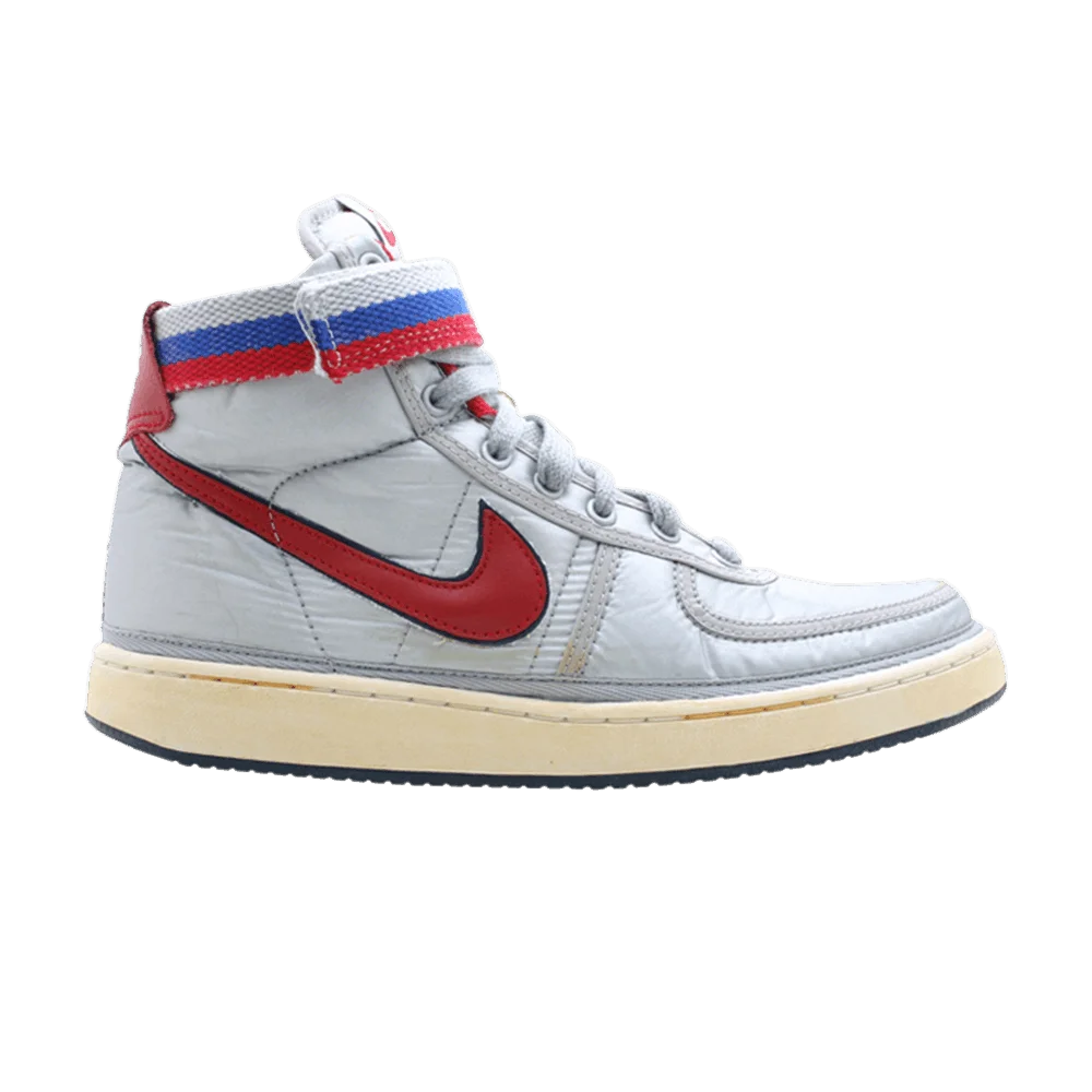 Krossovki-Nike-Vandal-High-Supreme-Vntg