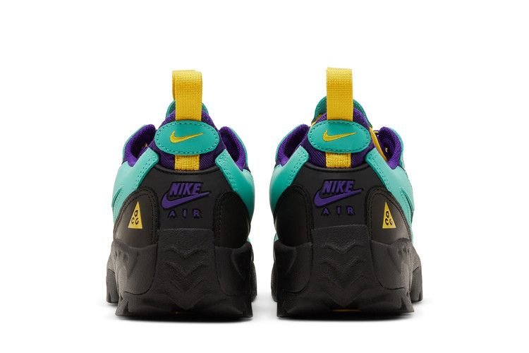 Кроссовки Nike ACG Air Mada 'Light Menta'