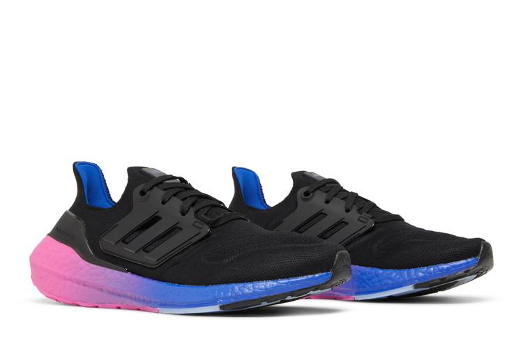 ultraboost-22-black-lucid-blue-gradient-hq8593_07