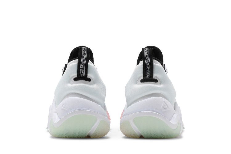 Кроссовки Nike Giannis Immortality GS 'Force Field'
