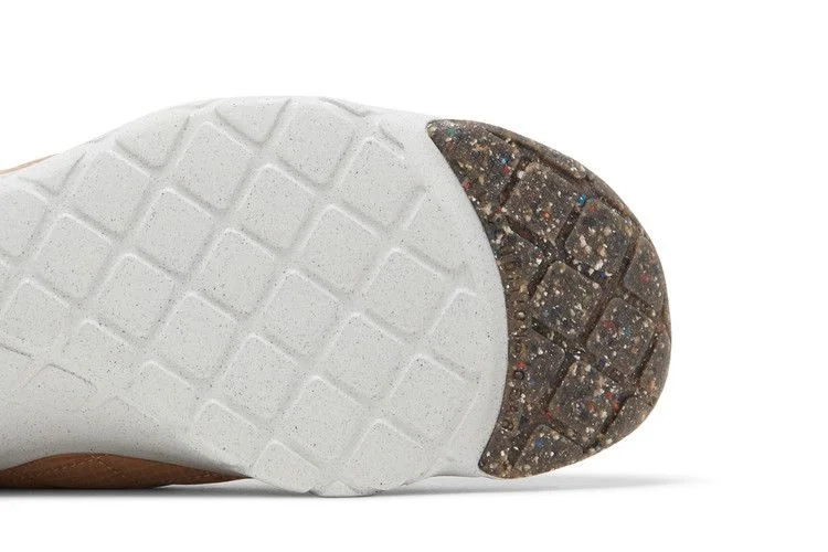 Nike-ACG-Moc-3.5-Hemp-4