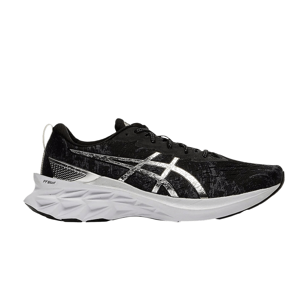 Кроссовки ASICS Novablast 2 Platinum 'Carrier Grey Pure Silver'