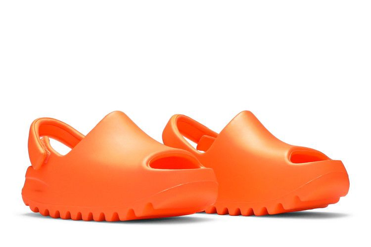 yeezy-slides-infant-enflame-orange-gz0955_07