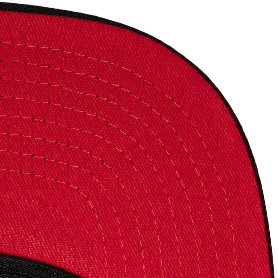 Бейсболка Mitchell & Ness Black New York Rangers Vintage Double Trouble Snapback Hat