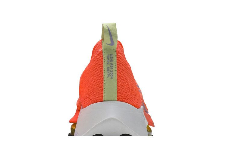 Кроссовки Nike Wmns Air Zoom Tempo NEXT% Flyknit 'Bright Mango'