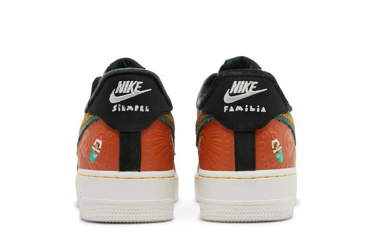Кроссовки Nike Air Force 1 '07 LX 'SiEMPRE Familia'