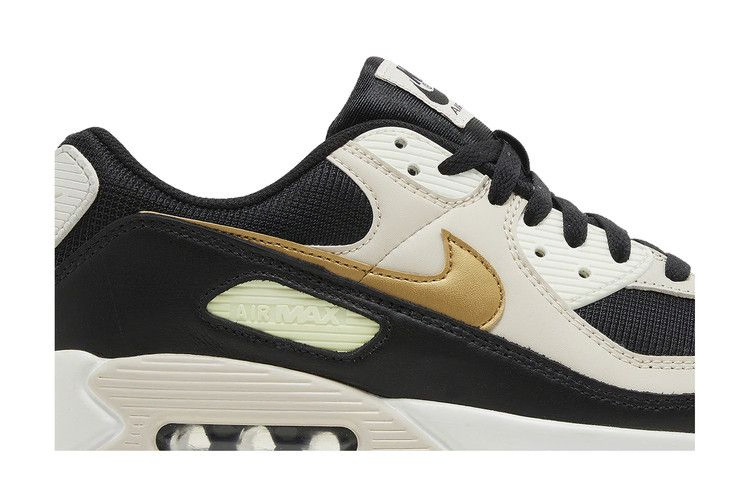 wmns-air-max-90-black-metallic-gold-db9578-001_01