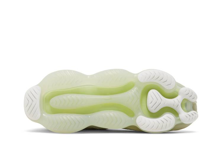 wmns-air-max-scorpion-flyknit-olive-aura-dj4702-300_03