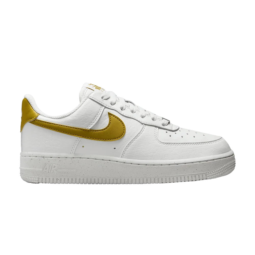 Krossovki-Nike-Wmns-Air-Force-1-07-SE-Next-Nature-Bronzine