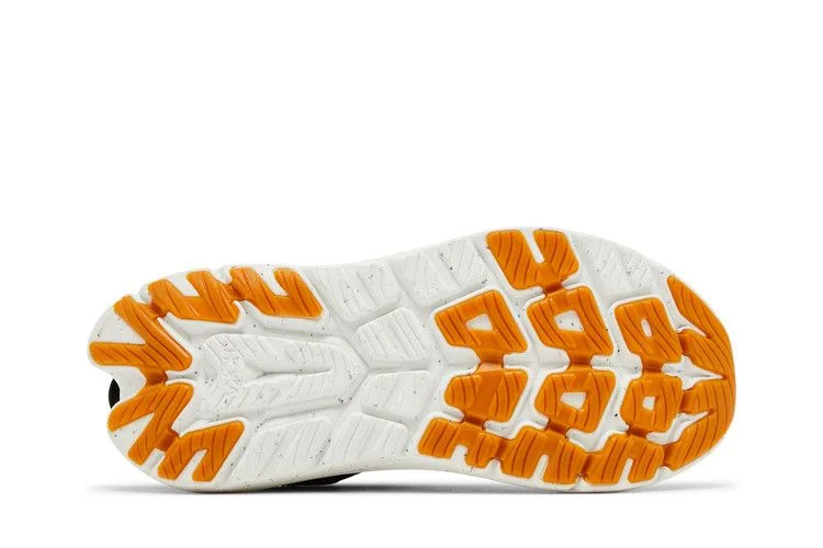 Krossovki-HOKA-Wmns-Kawana-2-Black-White-3