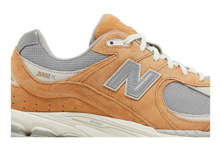Кроссовки New Balance 2002R 'Sweet Caramel'