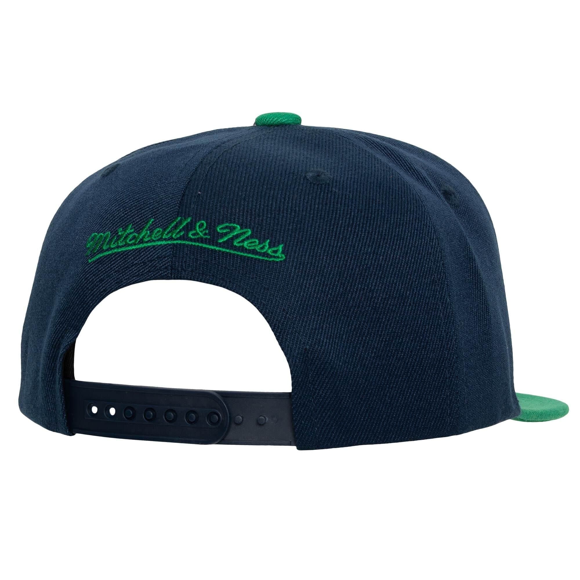 Mitchell-Ness-Patch-Overload-Snapback-HWC-Dallas-Mavericks-Hat-1