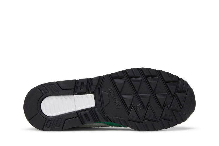 shadow-5000-premier-white-green-s70667-1_03