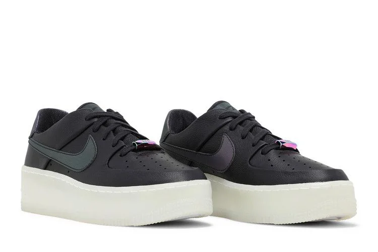 Krossovki-Nike-Wmns-Air-Force-1-Sage-Low-LX-Oil-Grey-7