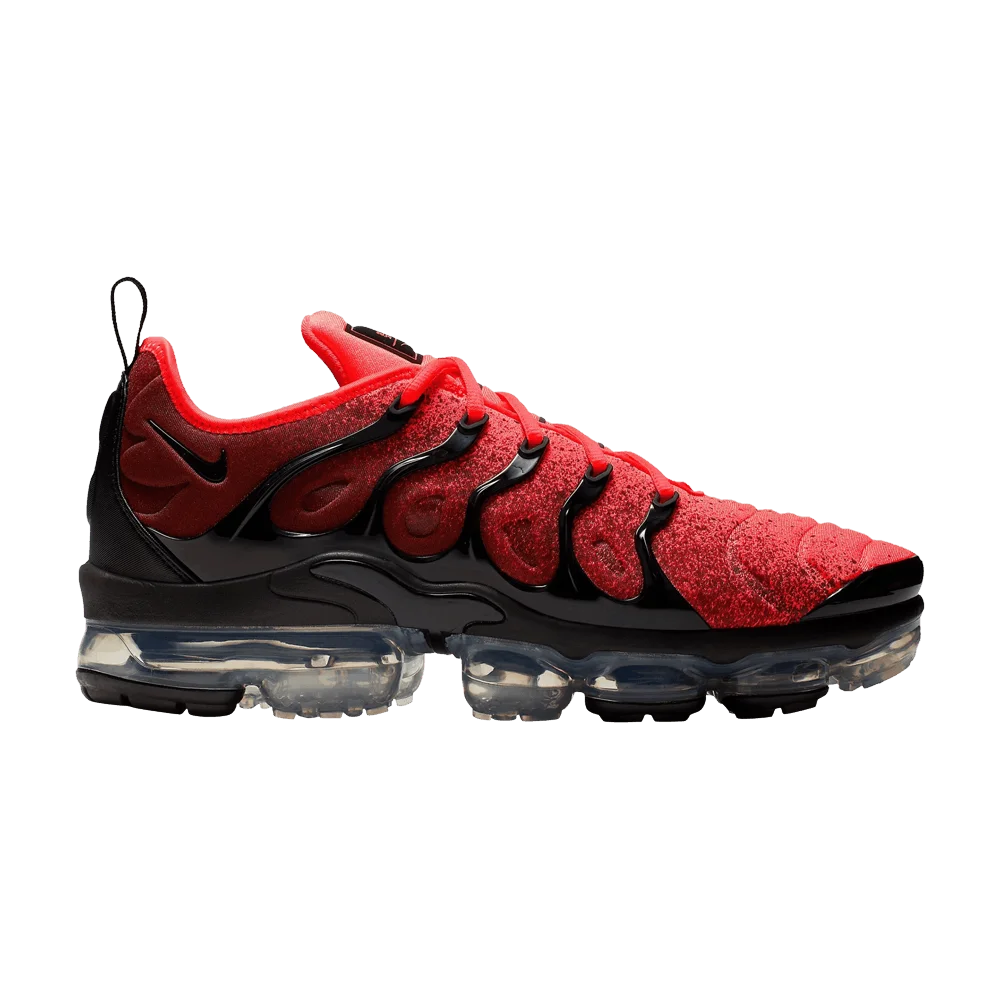 Krossovki-Nike-Air-VaporMax-Plus-Flash-Crimson