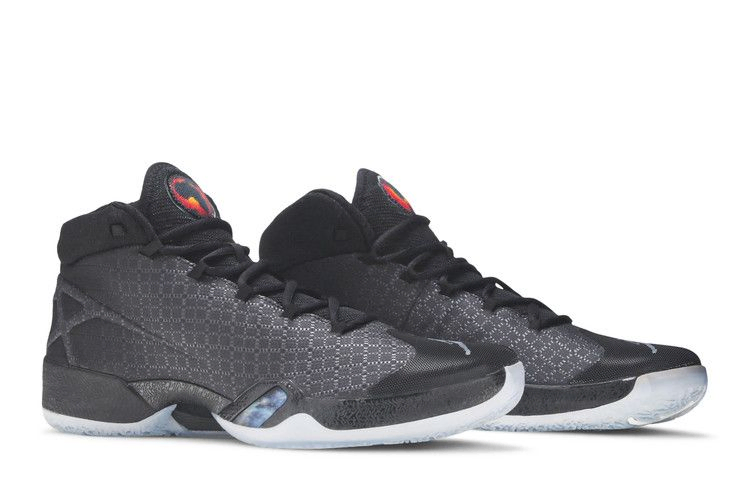 air-jordan-30-black-cat-811006-010_07