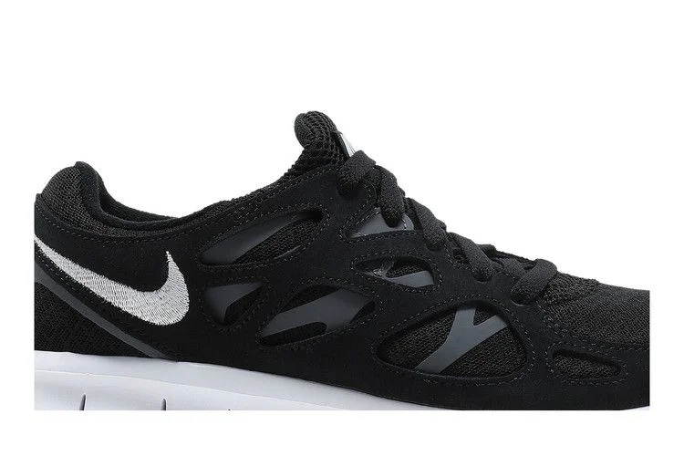 Krossovki-Nike-Free-Run-2-Black-White-1