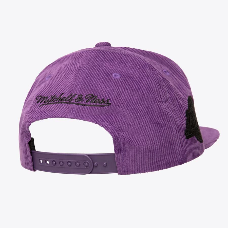 Бейсболка Mitchell & Ness Purple Los Angeles Lakers Corduroy Snapback Hat