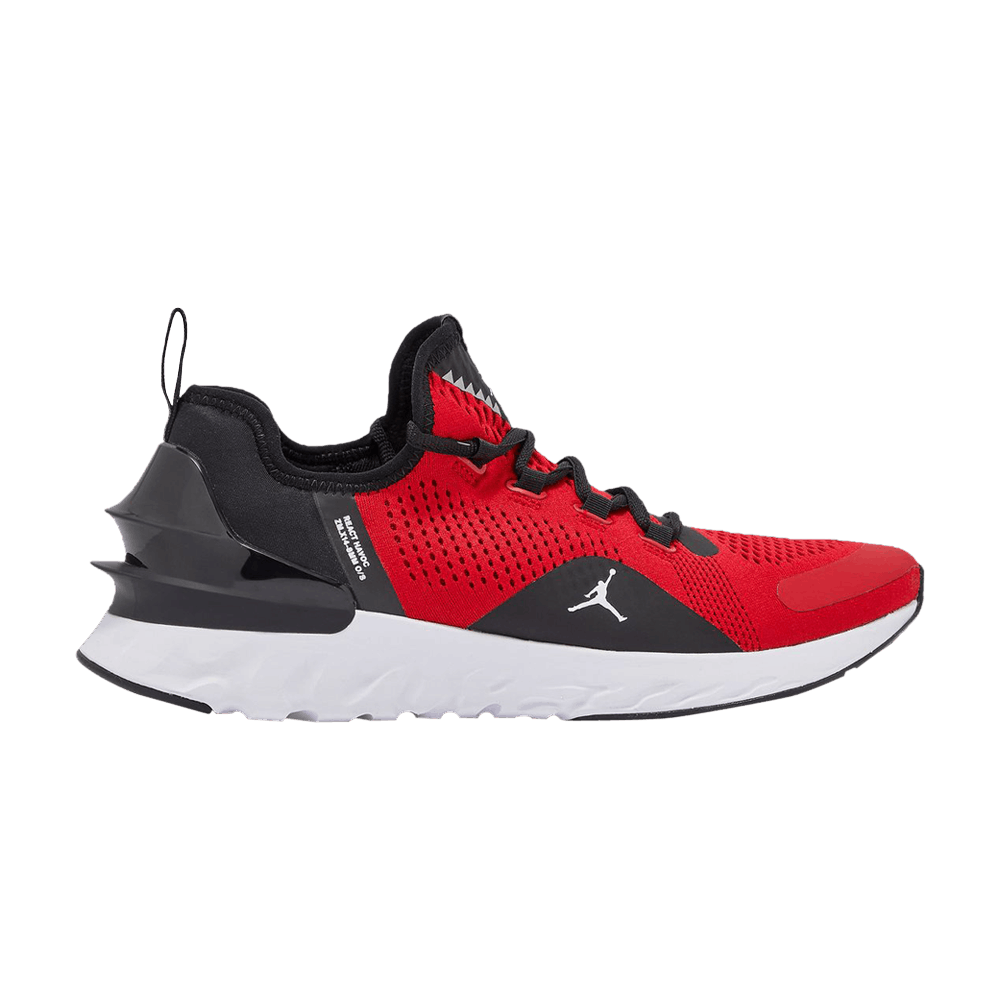 jordan-react-havoc-gym-red-black-ar8815-600