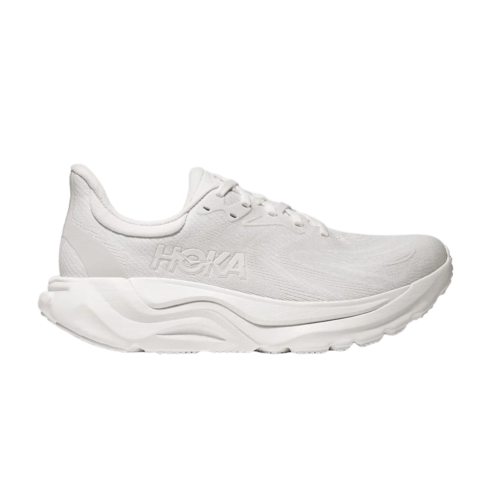 Krossovki-HOKA-Wmns-Arahi-8-Wide-Triple-White