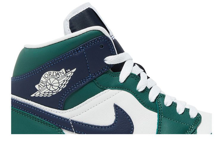 wmns-air-jordan-1-mid-se-noble-green-dz5326-300_01