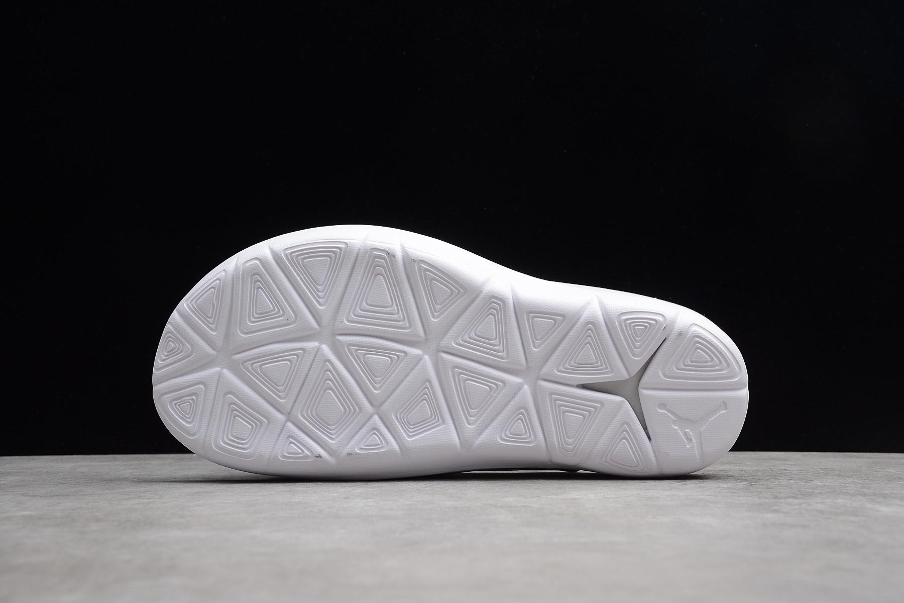 Jordan-Hydro-7-Slide-Pure-Platinum-2