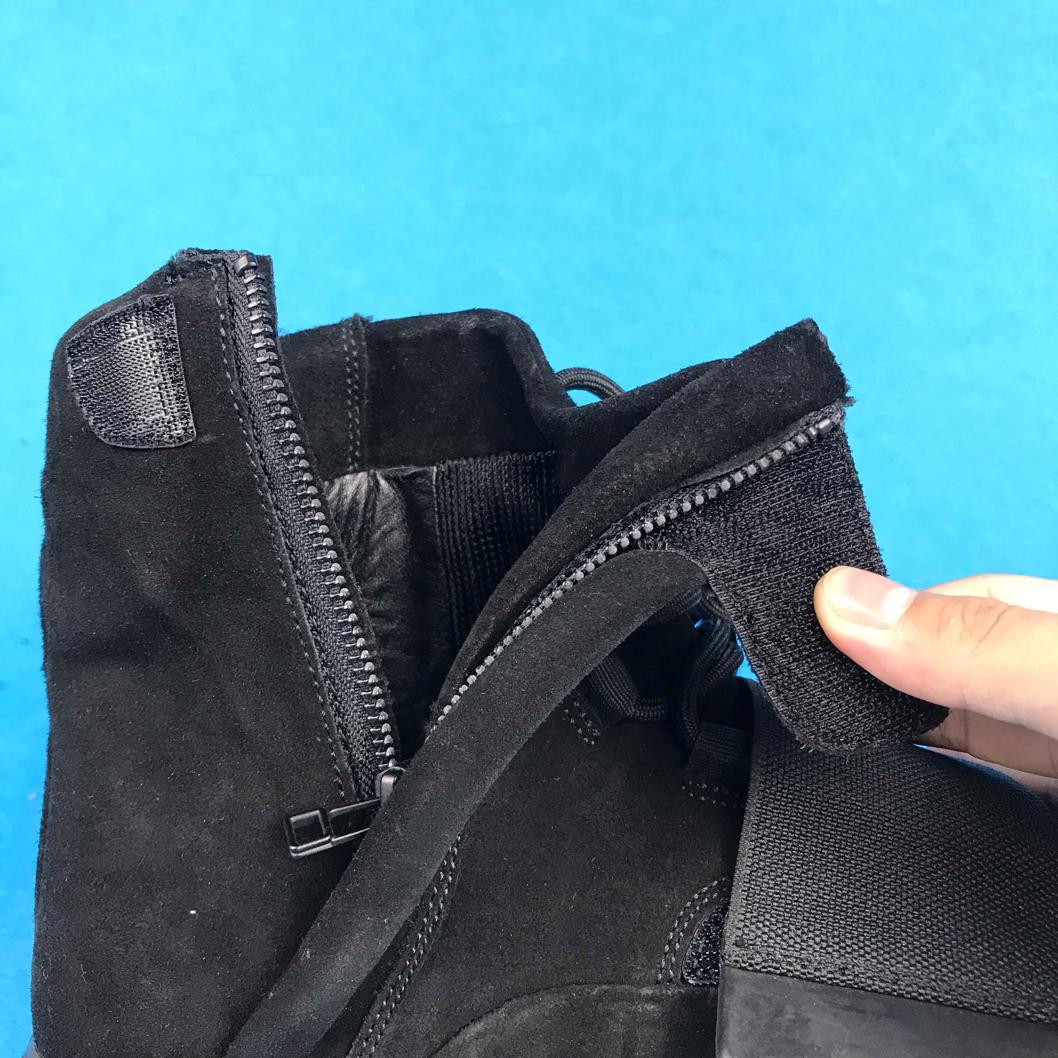 adidas-Yeezy-Boost-750-Triple-Black-14