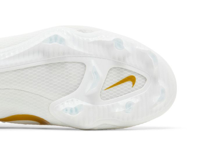 Кроссовки Nike Huarache 9 Elite Low LAX 'White Metallic Vivid Gold'