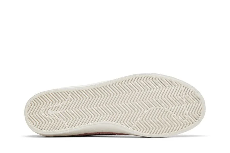 Krossovki-Nike-Wmns-Bruin-High-SB-Medium-Soft-Pink-3