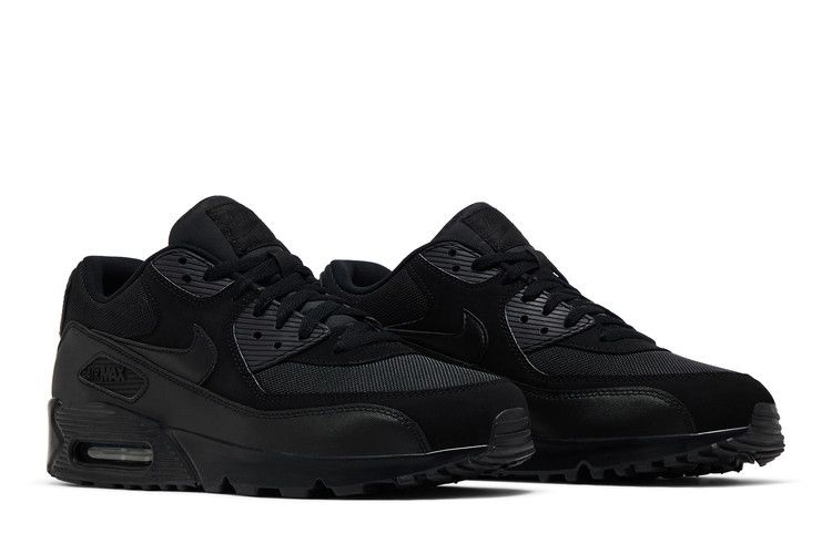 air-max-90-essential-triple-black-537384-090_07