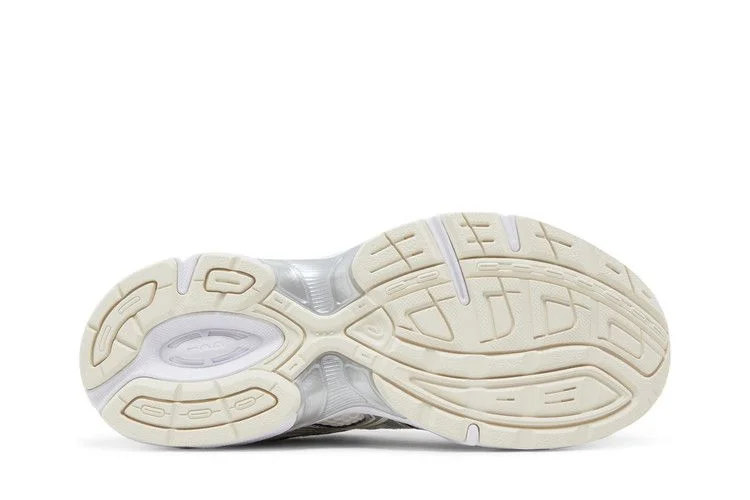 Кроссовки ASICS Wmns Gel 1130 'Cream Pure Silver'