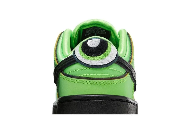 Krossovki-The-Powerpuff-Girls-x-Nike-Dunk-Low-Pro-SB-QS-PS-Buttercup-6