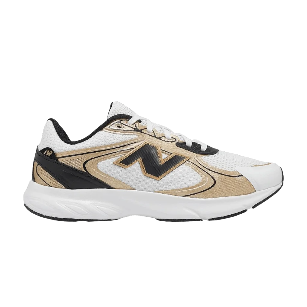 Krossovki-New-Balance-Fresh-Foam-Amaste-2E-Wide-White-Black
