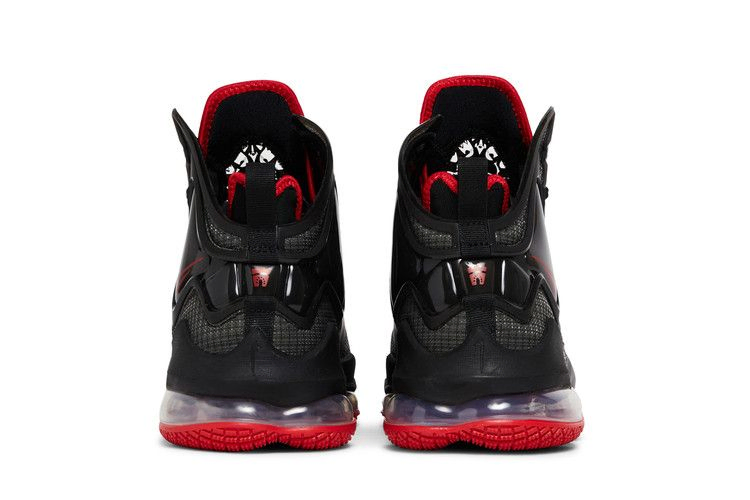 Кроссовки Nike LeBron 19 'Bred'