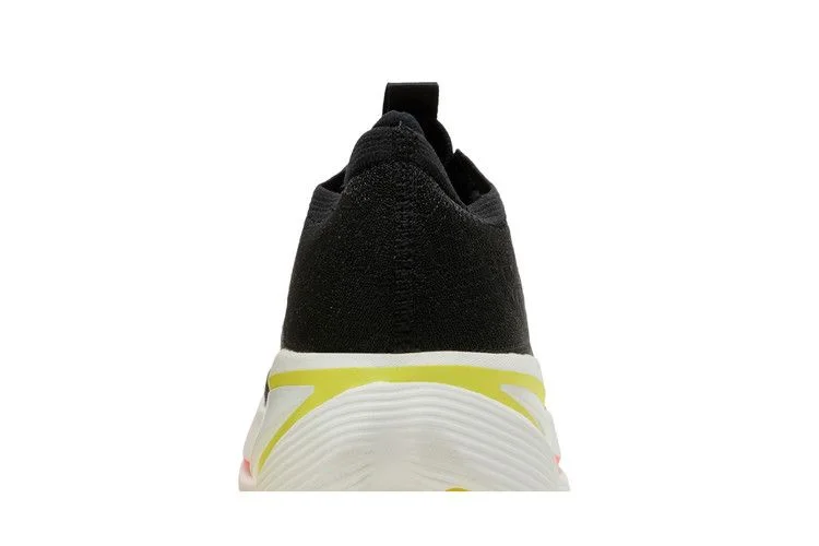Кроссовки New Balance Wmns FuelCell SuperComp 'Black Neon Dragonfly'
