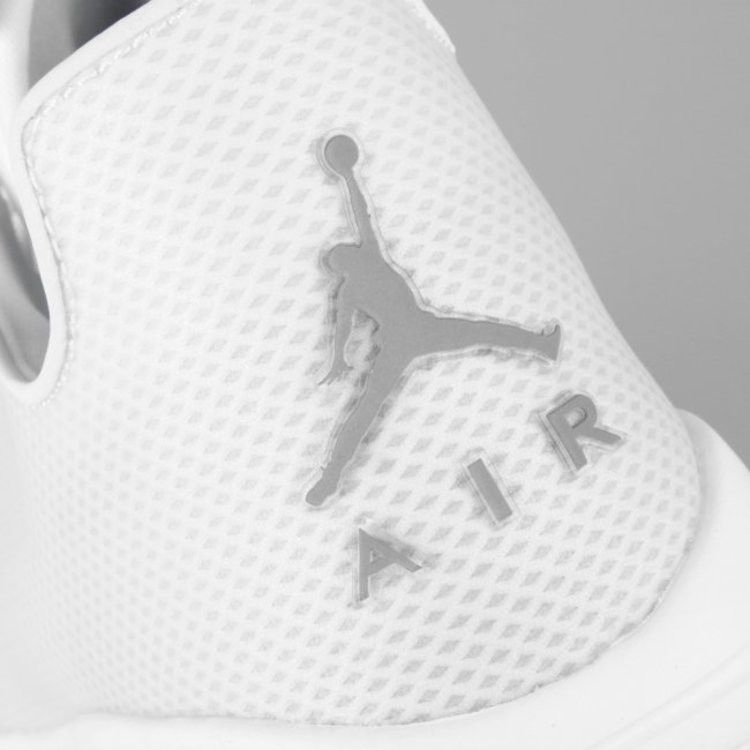 Кроссовки Air Jordan Eclipse 'White'