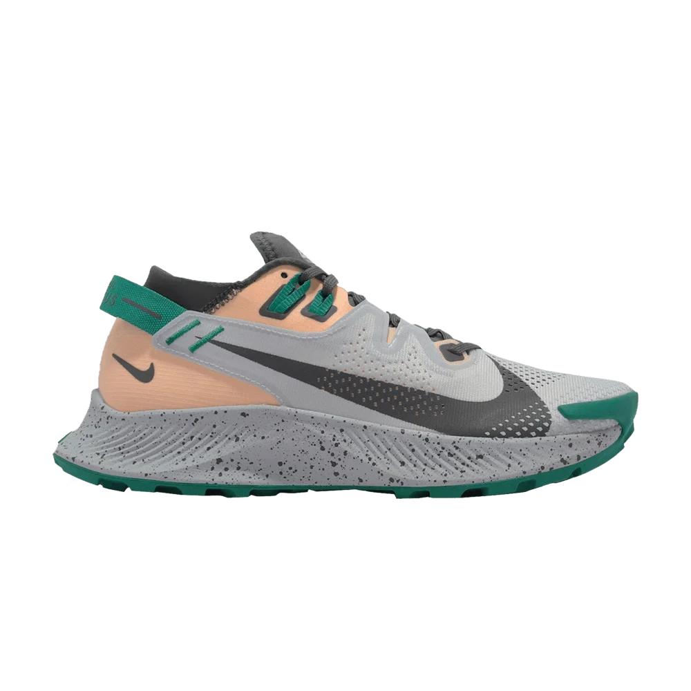 Krossovki-Nike-Wmns-Pegasus-Trail-2-Watermelon