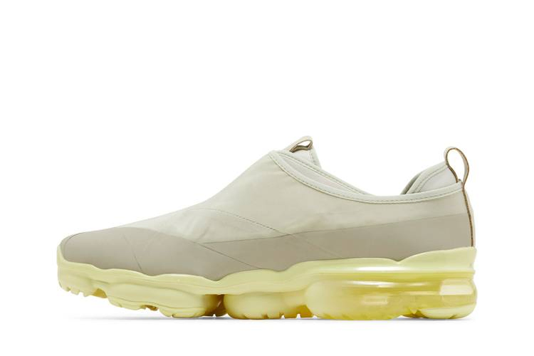 vapormax-moc-roam-light-stone-dz7273-100_02