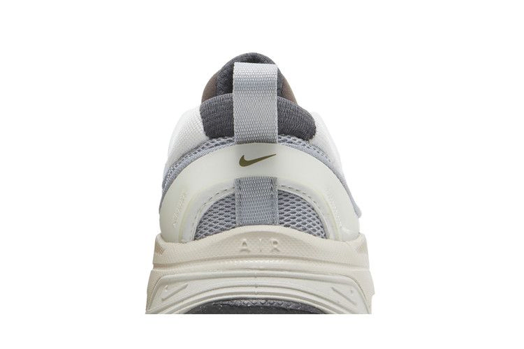 Кроссовки Nike Wmns Air Max Bliss Next Nature 'White Light Orewood Brown'