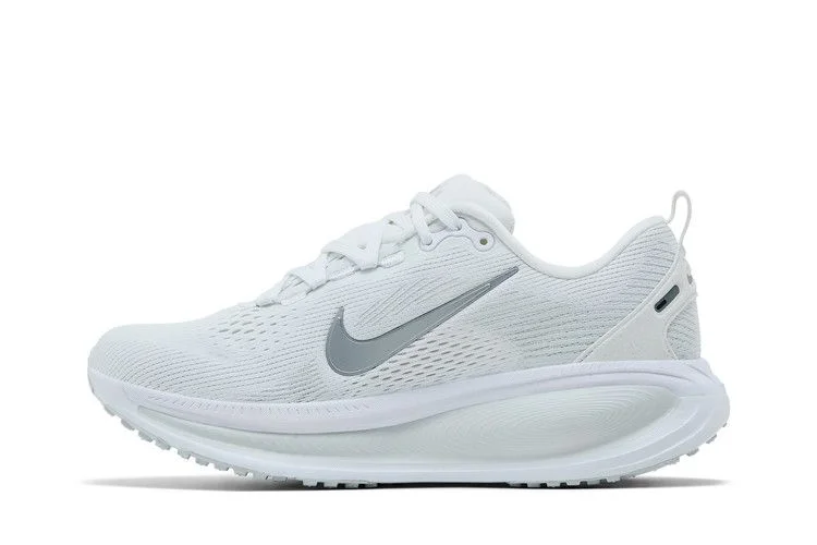 Кроссовки Nike Wmns Vomero 18 'White Photon Dust'