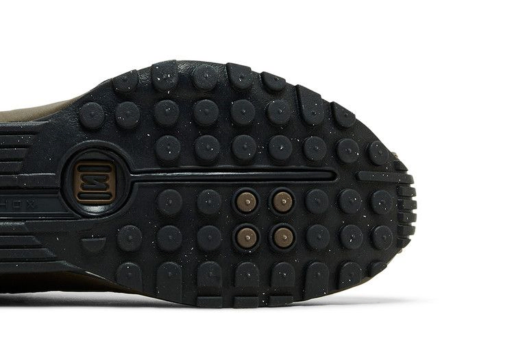 wmns-shox-r4-off-noir-ironstone-ar3565-007_04
