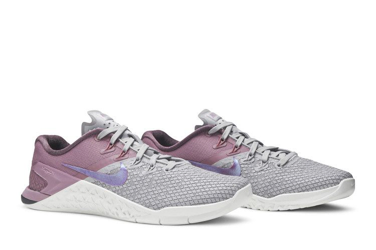 wmns-metcon-4-xd-grey-true-berry-cd3128-008_07
