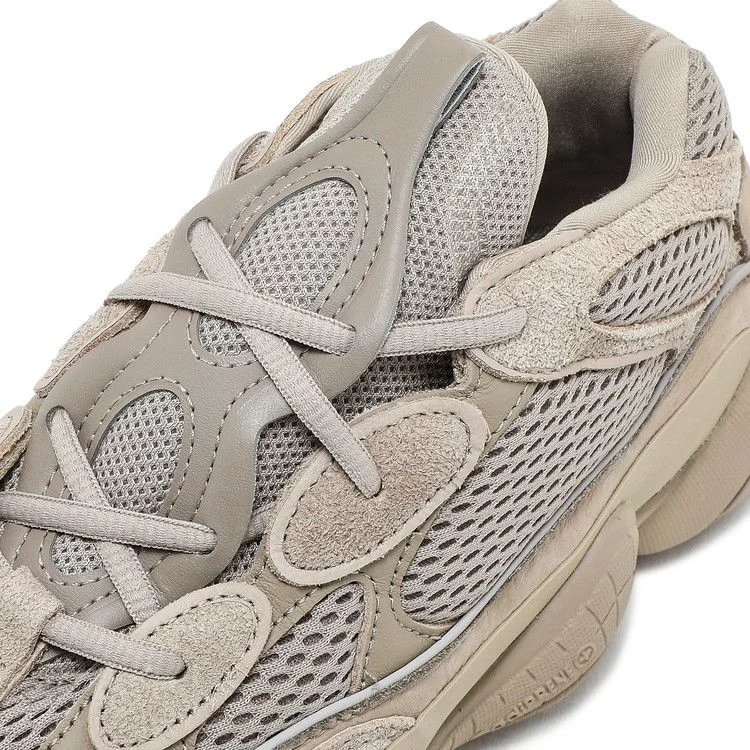 Krossovki-adidas-Yeezy-500-Taupe-Light-8