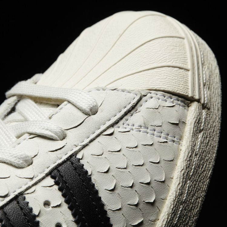 wmns-superstar-80s-s76414_05