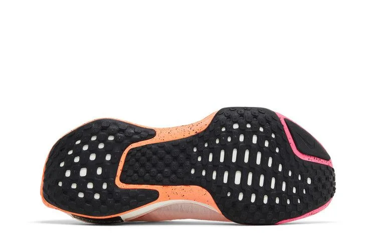 Кроссовки Nike Wmns ZoomX Invincible Run Flyknit 3 'White Mango Pink'