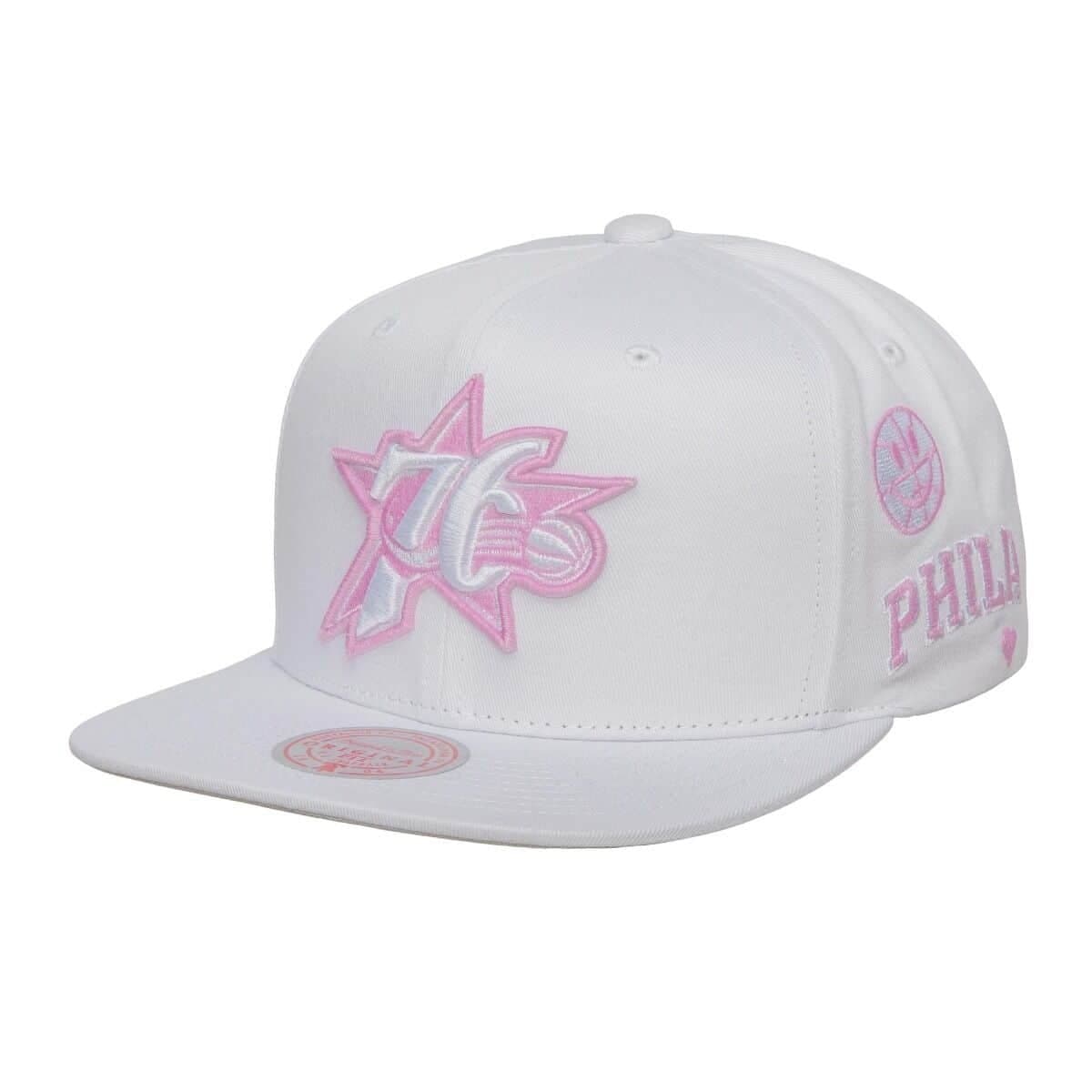 Бейсболка Mitchell & Ness UV Reactive Snapback HWC Philadelphia 76ers